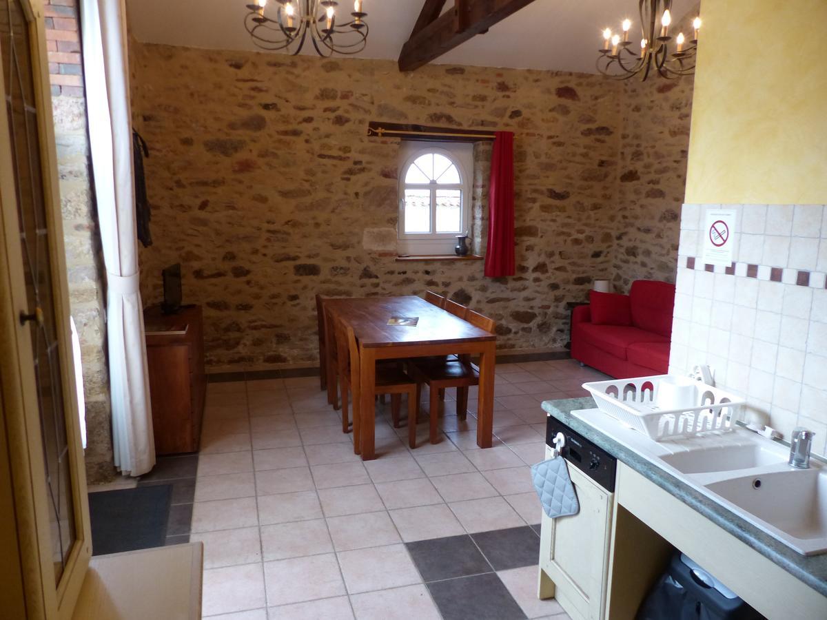 B&B Domaine De La Corbe Bournezeau Buitenkant foto